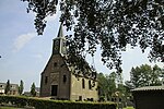 Kerkje in Haskerhorne op een terp zoals zo veel kerkjes in Friesland